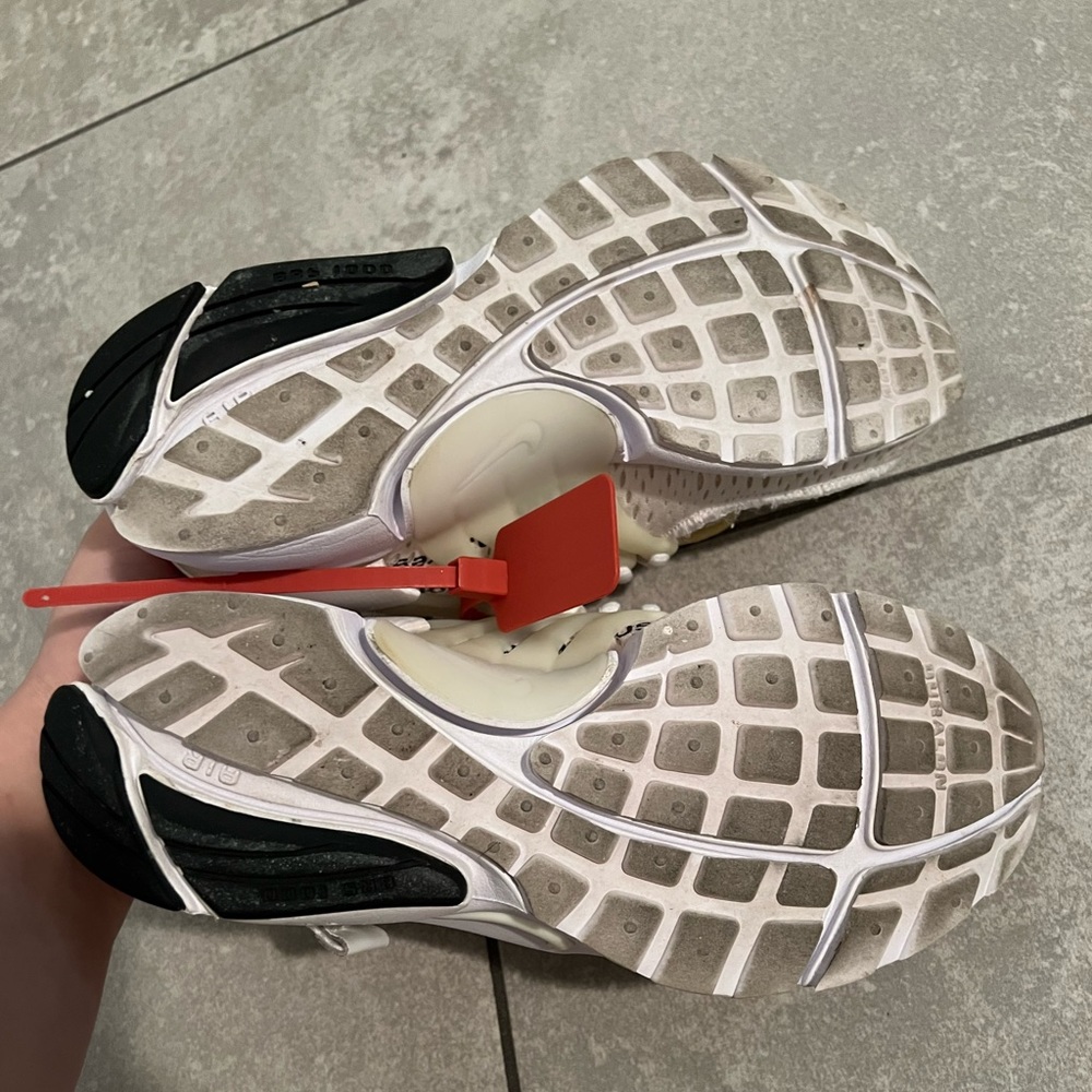 Off-White x Air Presto ‘White’ (2018) Size 5 - Picture 6 of 8